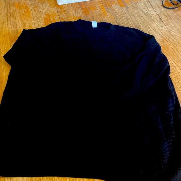 Twik black sweater size medium - Picture 1 of 3